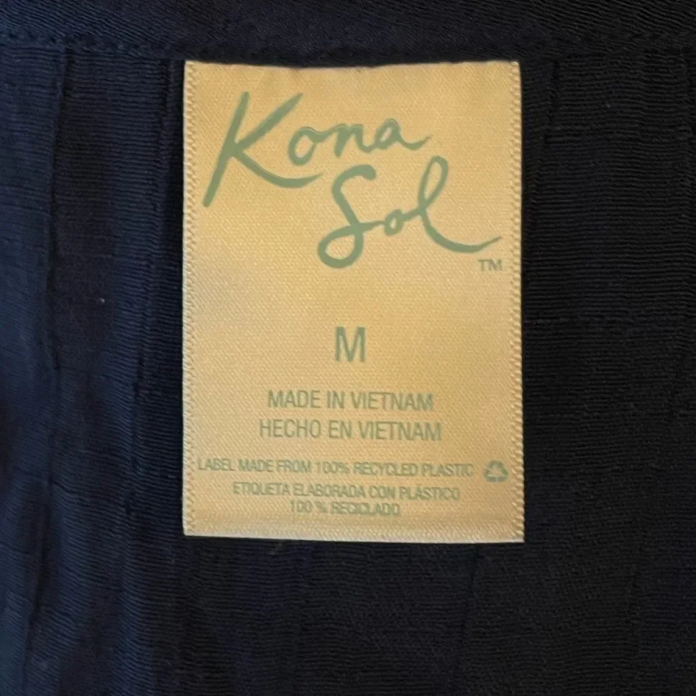 Kona Sol swim cover up size Medium